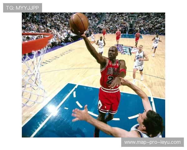 手球界定的关键：是否故意触球及手臂位置是否属“非自然扩大”