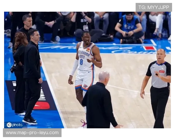 杰伦·威廉姆斯无球跑动效率提升显著 拉开防守创造得分空间