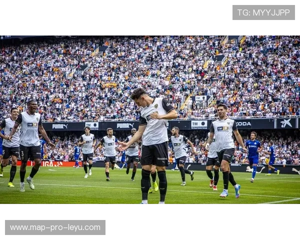 瓦伦西亚重建计划长期受阻，对球队赛场表现与阵容稳定性造成阶段性影响。